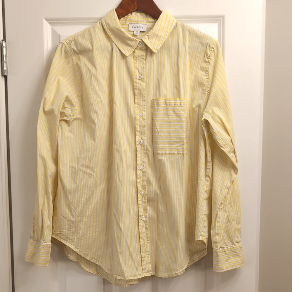 Evereve Women's Striped Button Down Shirt